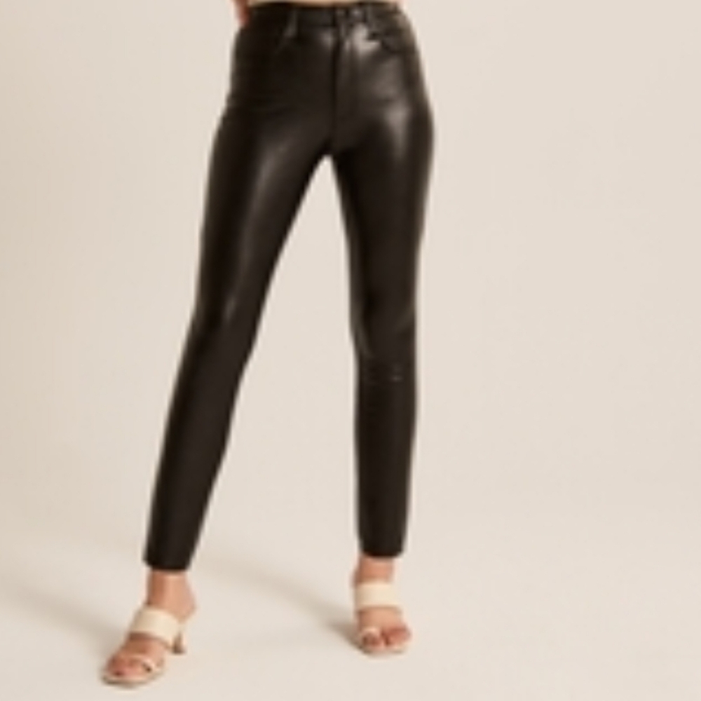 Abercrombie & Fitch Women's Black Vegan Leather Skinny Pants